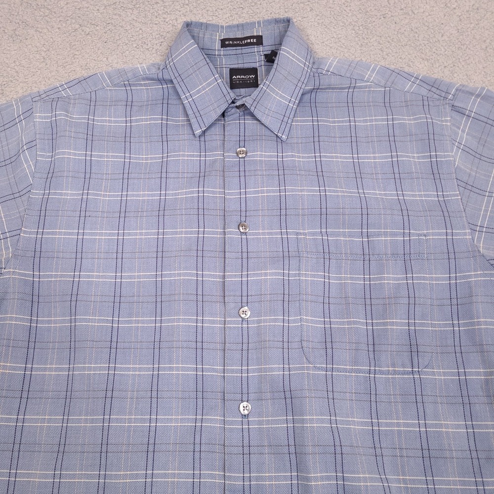 Arrow‎ Wrinkle Free Button Up Shirt Men's Medium Blue Plaid Short Sleeve